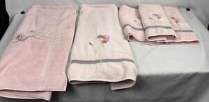 Set Of 5 Pink Martex Towels Large Bath Towel Hand Towel And 3 Washcloths